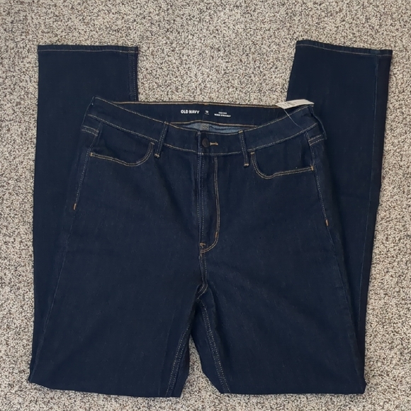 NWT Old Navy Women's Deep Indigo High Rise Wow Straight Jeans - Picture 1 of 3